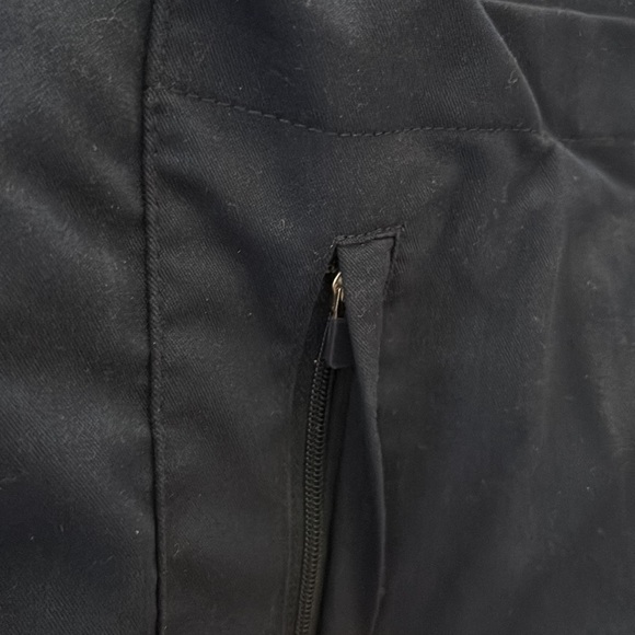 Grey’s Anatomy By Barco Scrub top - Picture 5 of 5